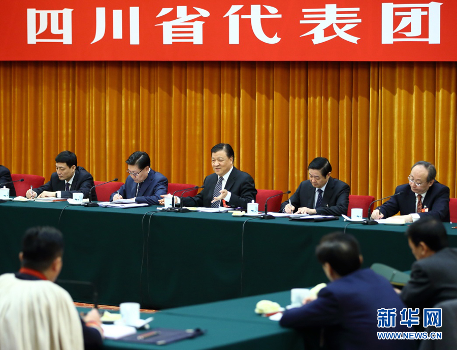3月7日，中共中央政治局常委、中央书记处书记刘云山参加十二届全国人大四次会议四川代表团的审议。 新华社记者丁海涛摄