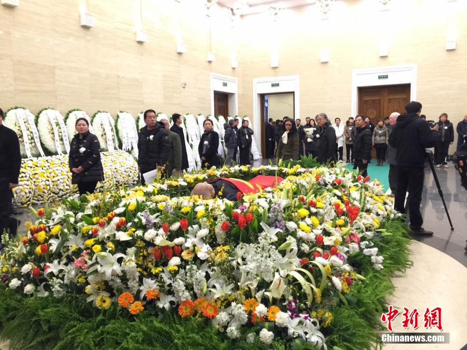 葛存壮遗体告别仪式举行 各界人士前往悼念