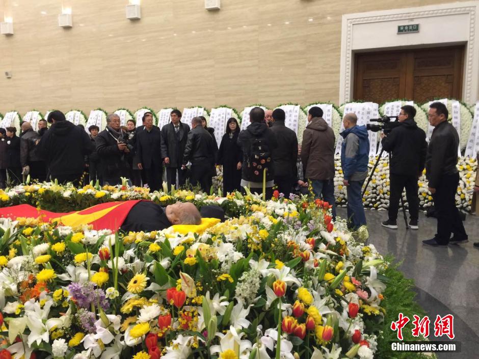 葛存壮遗体告别仪式举行 各界人士前往悼念