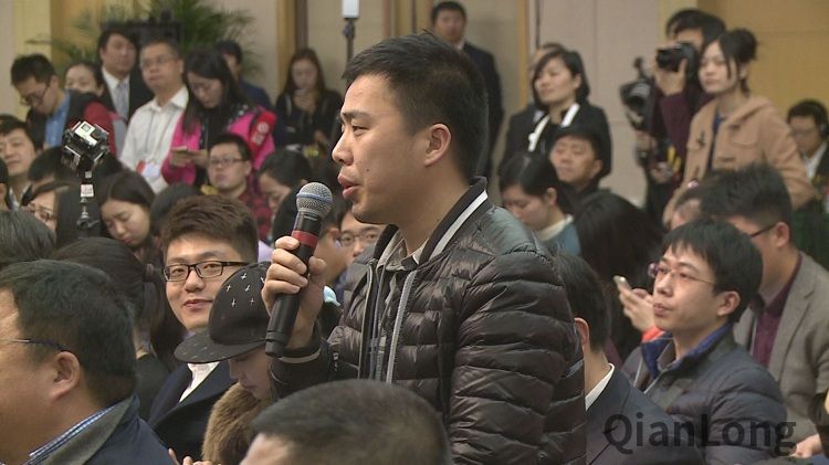 记者
