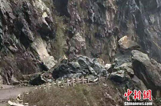 四川乐山公路局长等7人勘察精准扶贫交通项目时遇难