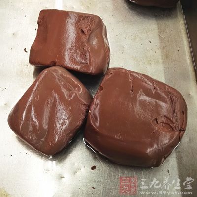 猪血2斤，肝连肉1斤，韭菜，酸菜，姜片，油葱酥少许，蒜头酥少许，胡椒粉