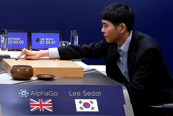李世石与AlphaGo对弈