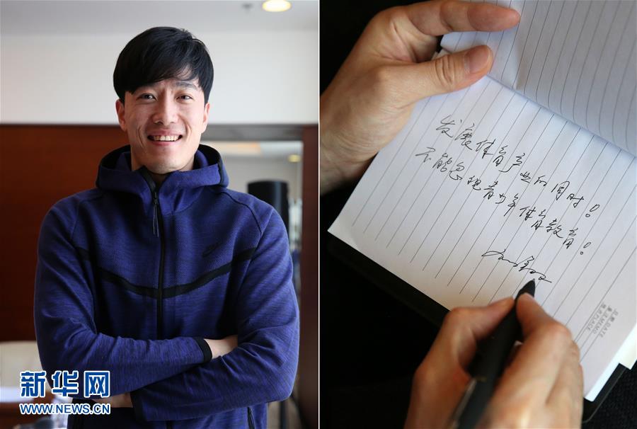 全国政协委员刘翔：发展体育产业的同时，不能忽视青少年体育教育！（拼版照片，摄于3月9日）   十二届全国人大四次会议和全国政协十二届四次会议正在北京举行。代表委员围绕政府工作报告进行审议和讨论，共谋改革发展良策，他们将自己对未来的展望写在纸上，寓意政策落实，人民大众共享改革福祉。新华社记者殷刚摄