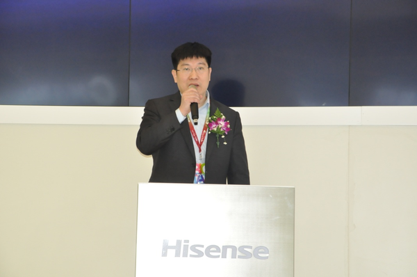　　海信集团营销管理部部长、海信空调公司总经理王云利致辞