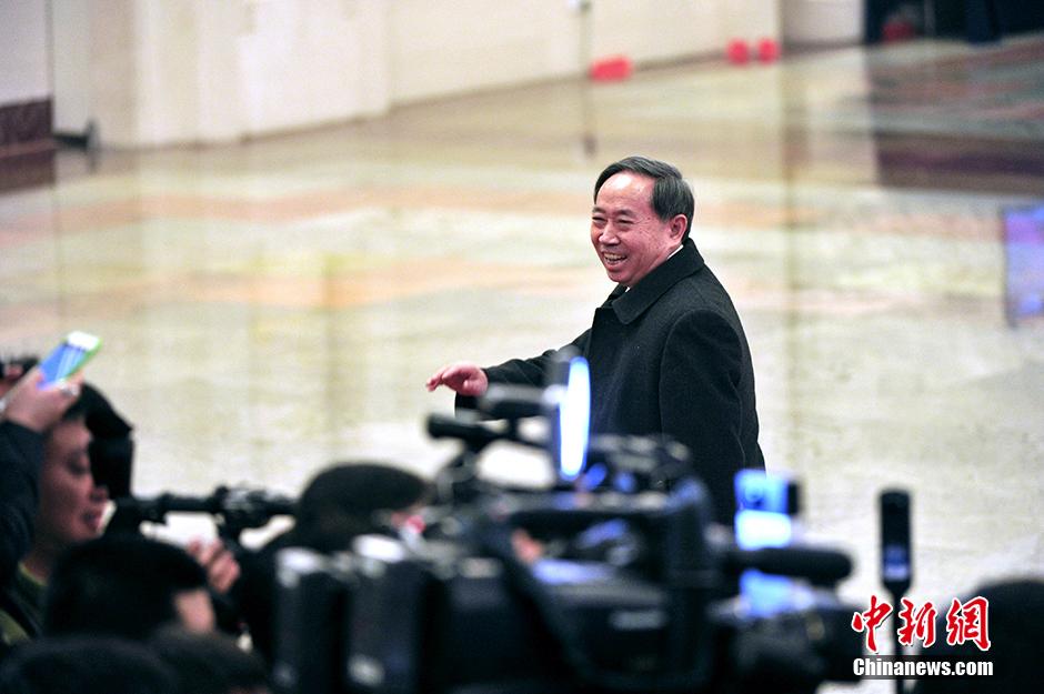 【图刊】两会上的“部长通道”