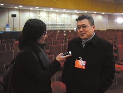 慈善法草案放宽网上募捐限制：无需省级备案