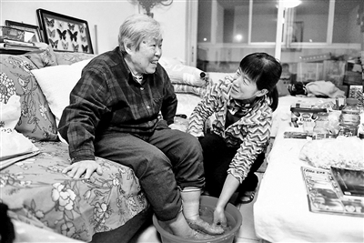 八里庄志愿者梁会兰荣获北京最美志愿者-千