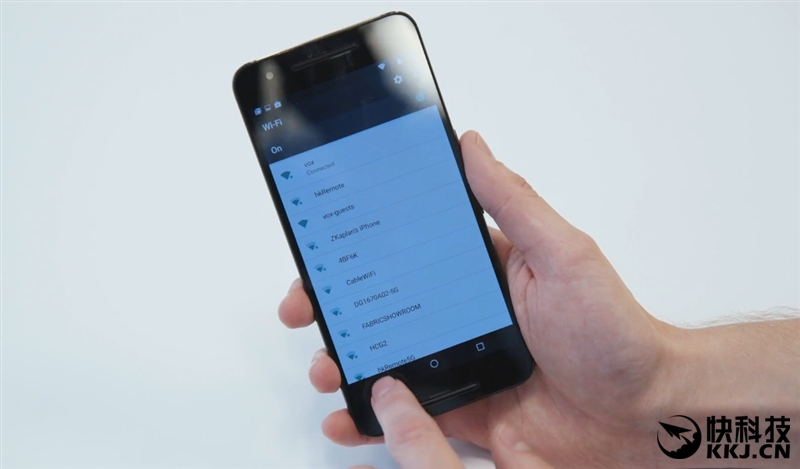 分屏多任务赞！Android 7.0上手体验：流畅到爆