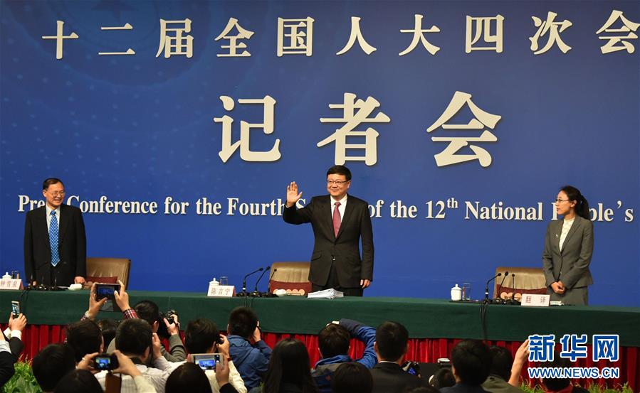 （两会）（2）环保部长陈吉宁答记者问