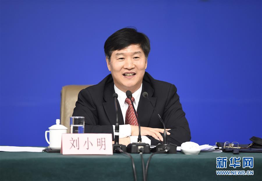 （两会）（9）交通部长杨传堂等就“深化出租汽车改革与发展”答记者问
