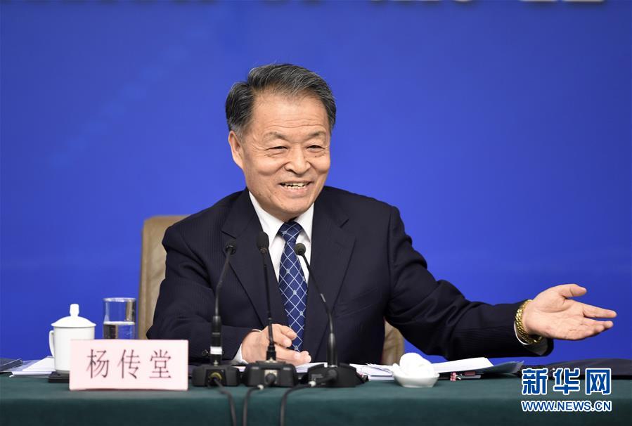 （两会）（10）交通部长杨传堂等就“深化出租汽车改革与发展”答记者问