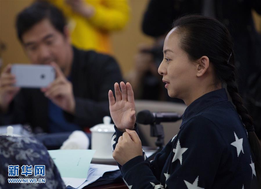 （两会·代表委员热点话题）（8）以人民为中心——民生保障体现发展成果共享