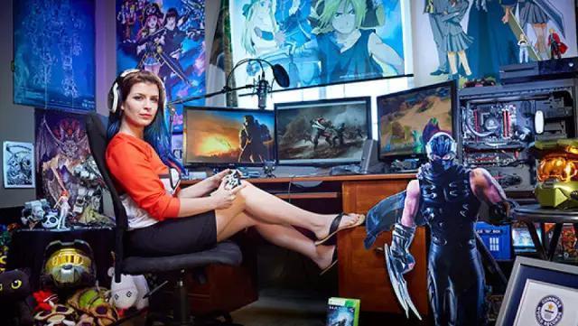 世界十大美女电竞玩家 第一名是中国萌妹