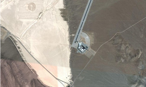 谷歌地图在美机密军事基地51区发现疑似UFO