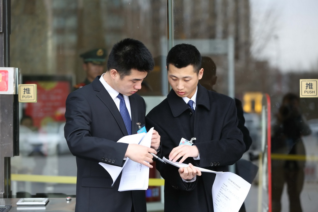 人民网特约记者李光印摄影报道