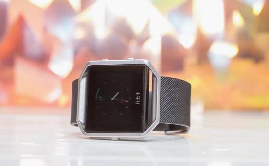 Fitbit Blaze智能手表体验：有些丑但实用