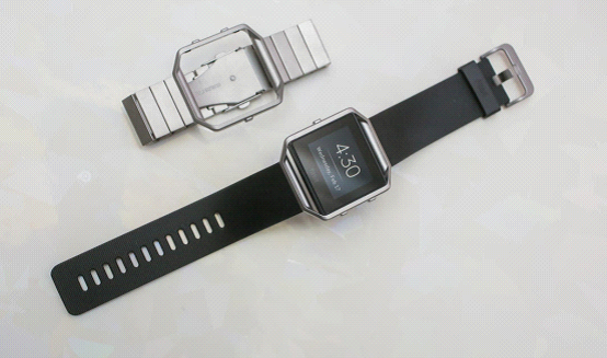 Fitbit Blaze智能手表体验：有些丑但实用