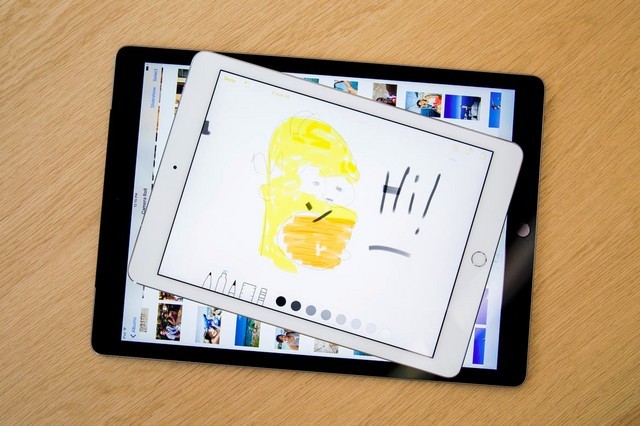 9.7英寸iPad Pro 玫瑰金可选配笔和键盘套
