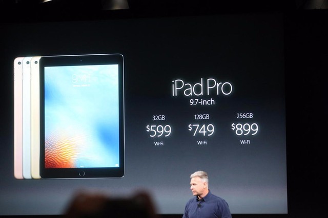 9.7英寸iPad Pro 玫瑰金可选配笔和键盘套