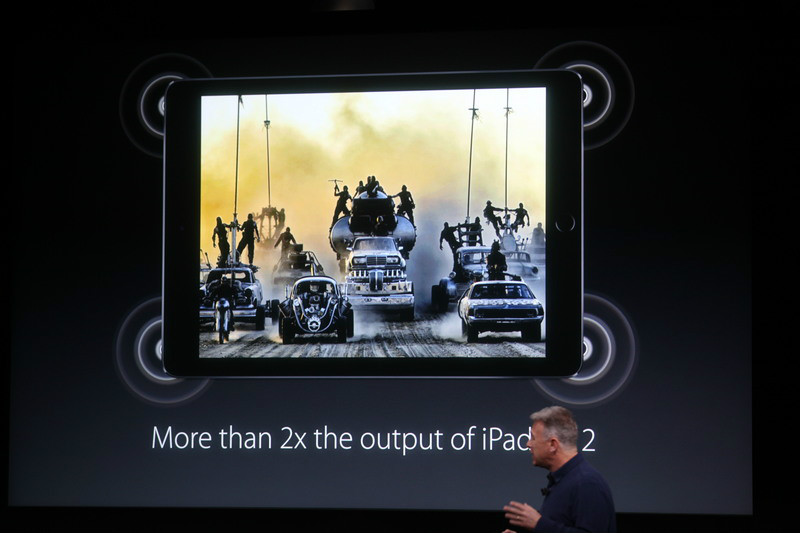 iPad Pro支持四声道扬声器，能感知你手持设备的方向。