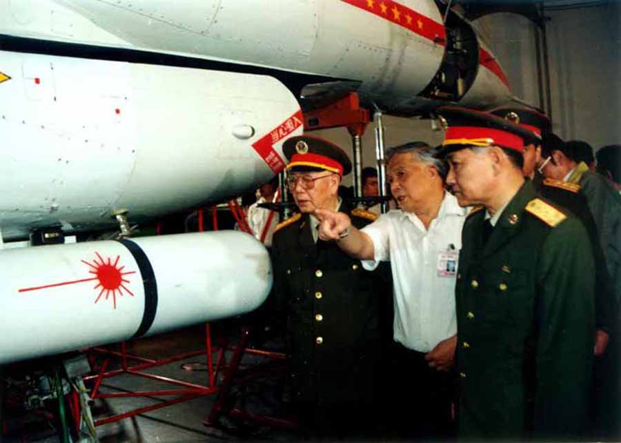 老照片:歼-10之父宋文骢院士的“猛龙岁月”(2)