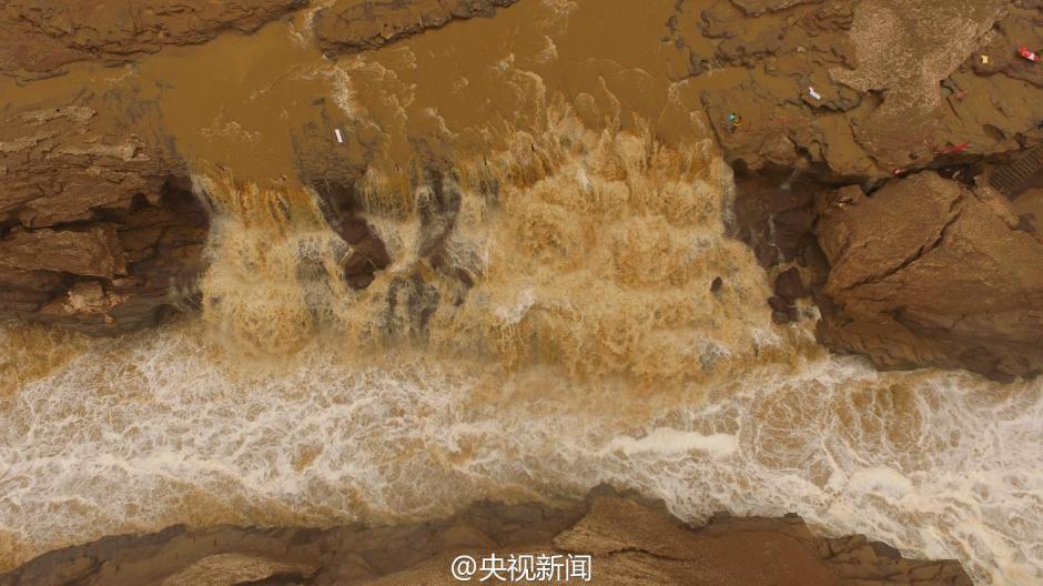 黄河壶口瀑布迎“春汛”