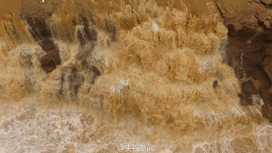 黄河壶口瀑布迎“春汛”