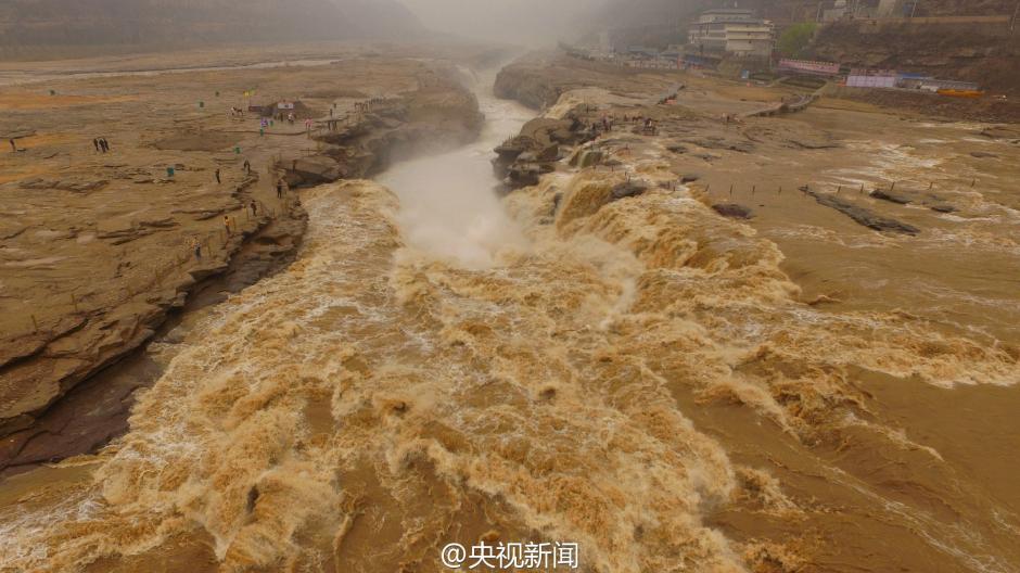 黄河壶口瀑布迎“春汛”