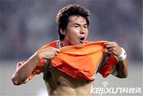 李毅大帝为儿子征名 网友回答燃爆了-千龙网·中国首都网