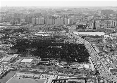 清明期间北京警方继续启用直升机空中抓拍违章