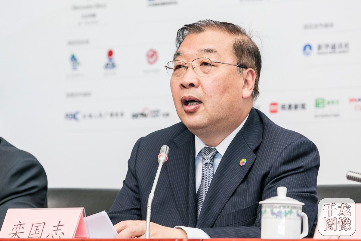 4月6日，第六届北京国际电影节召开新闻发布会。国家新闻出版广电总局电影局副局长，北京国际电影节组委会副秘书长栾国志在现场发言。