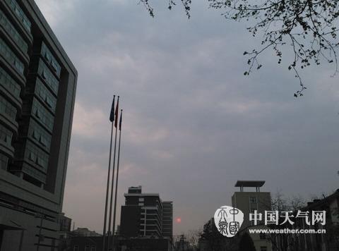 北京今天午后至前半夜大部分地区有阵雨