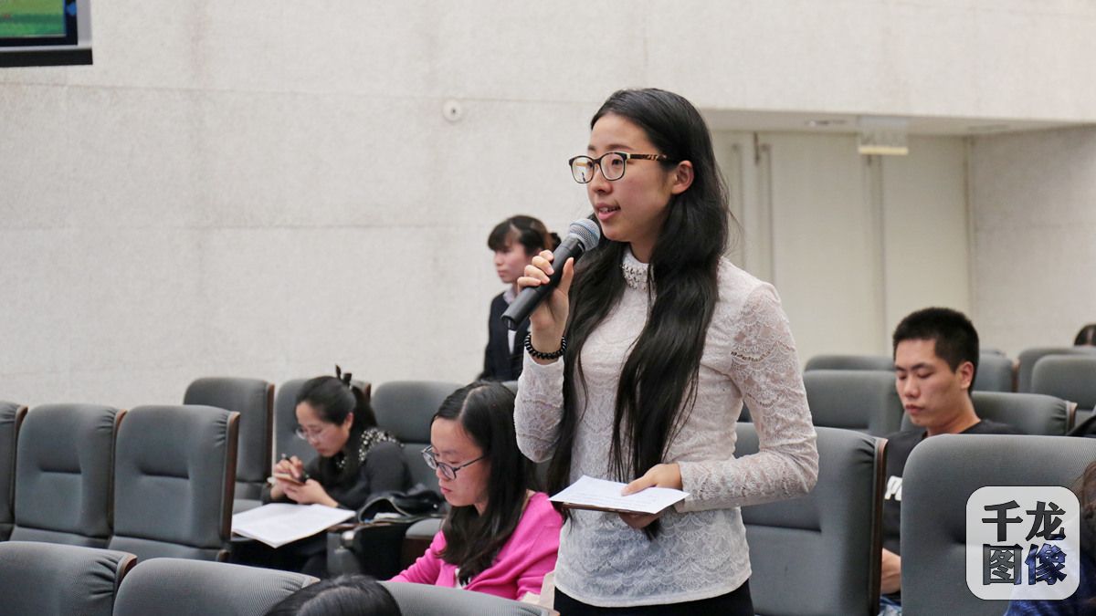 香港明星收入榜_收入支出表格模板_香港文汇报记者收入(2)