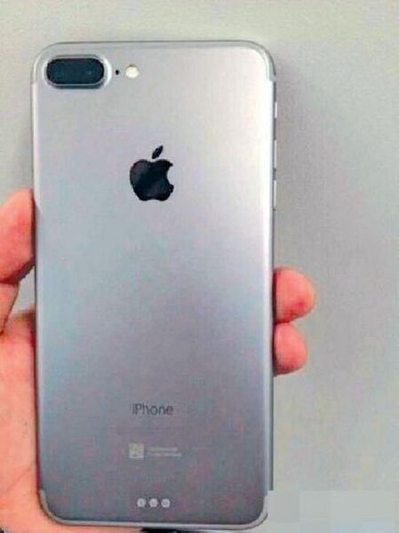 网络上流传的iPhone 7 Plus的背面图