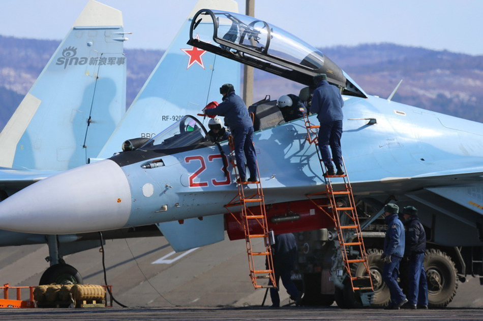 俄空军展示驻贝加尔湖地区多纳姆空军基地的苏