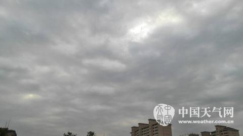 北京今天有小雨最高气温仅15℃ 周四或猛升至29℃