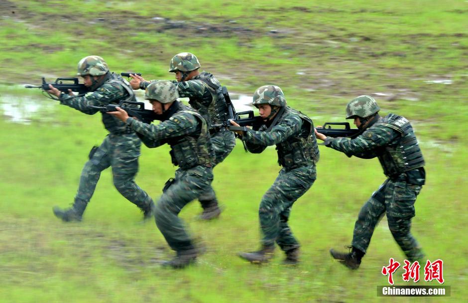 重庆特种兵密林深山春训忙