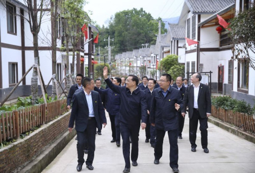 点击进入下一页