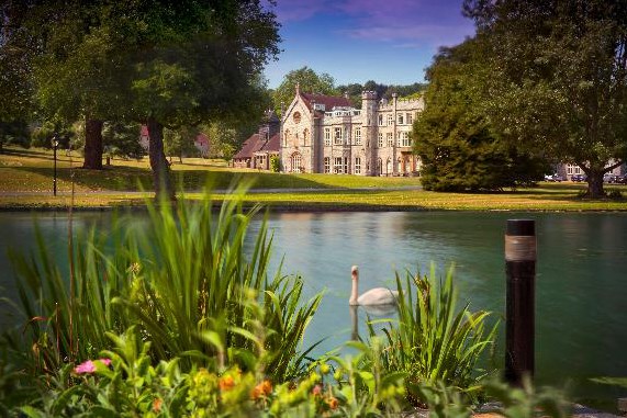 英国名校威雅公学Wycombe_Abbey_School正式进驻中国