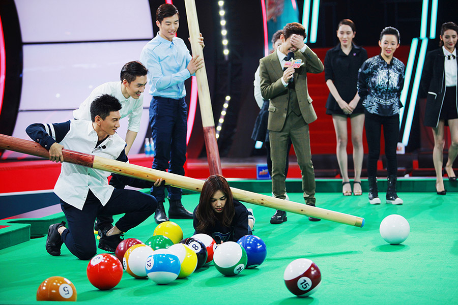 Ella和吴奇隆默契配合