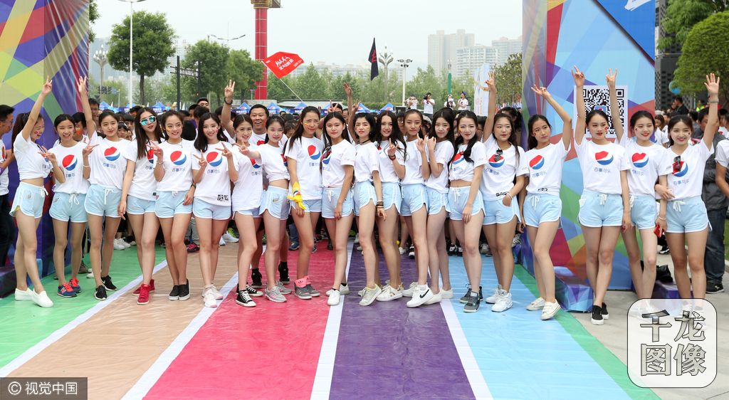 宝鸡校花团好色开跑-千龙网·中国首都网