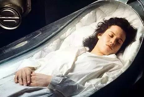 300年后人类将是什么样子？人人都是帅哥美女