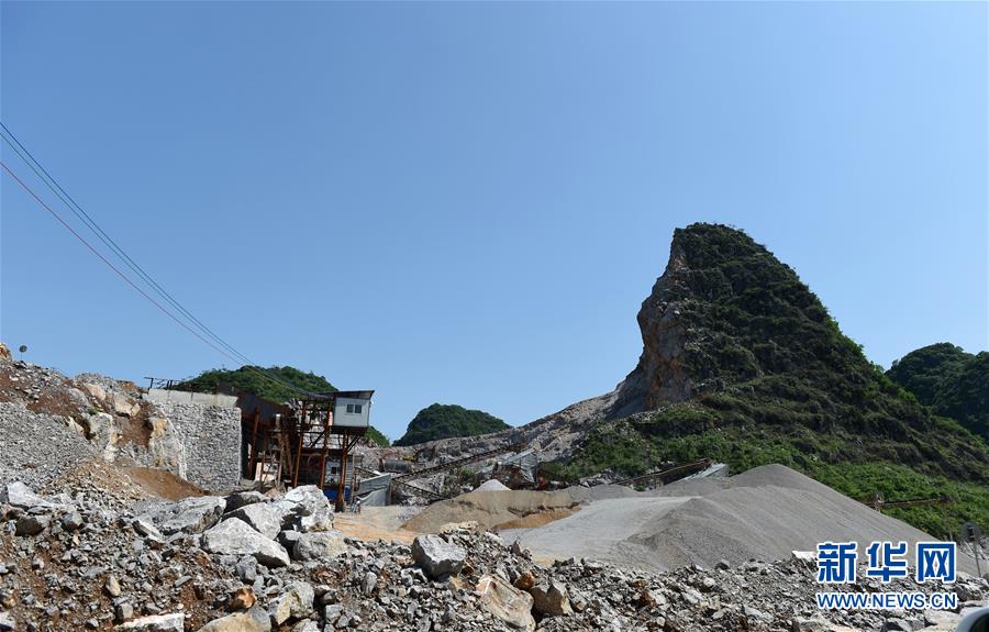 （图文互动）（2）秀美山水遭疯狂采挖 22家采石场被取缔——桂林漓江流域非法采石乱象调查