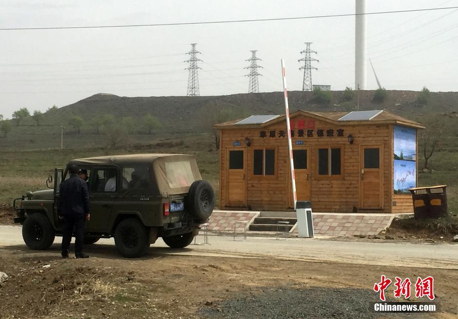 探访收费后的“草原天路”公路景区