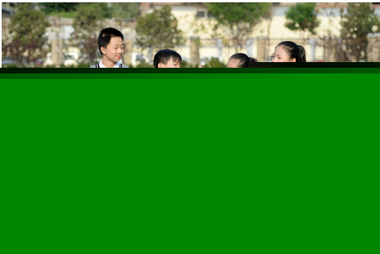 济南“最美校服”各有风采 历下区树立校服改革标杆