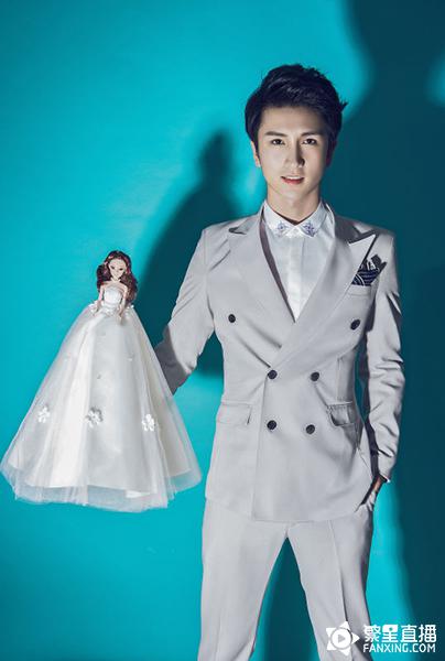 陈奕夫繁星直播首唱 《还要多久》倾诉爱情与