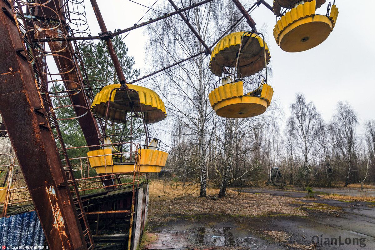 摄影师深入切尔诺贝利禁区 拍摄当时开园仅一