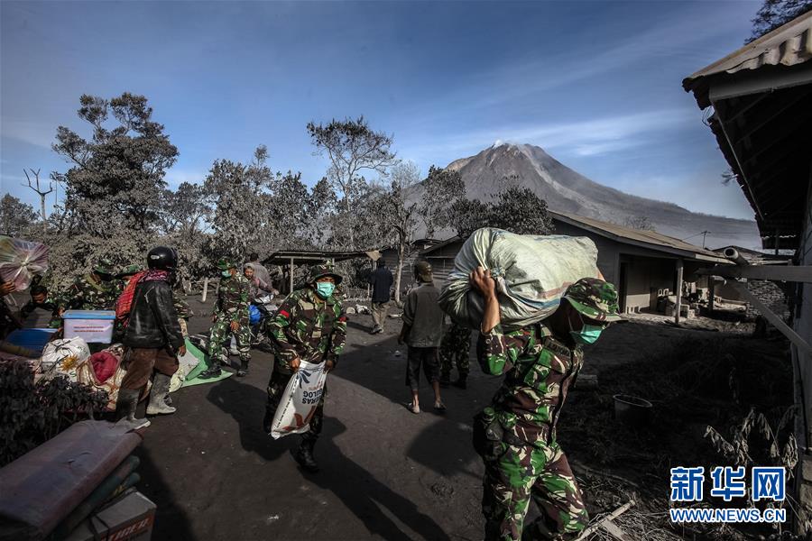 （国际）（2）印尼锡纳朋火山喷发死亡人数上升至6人