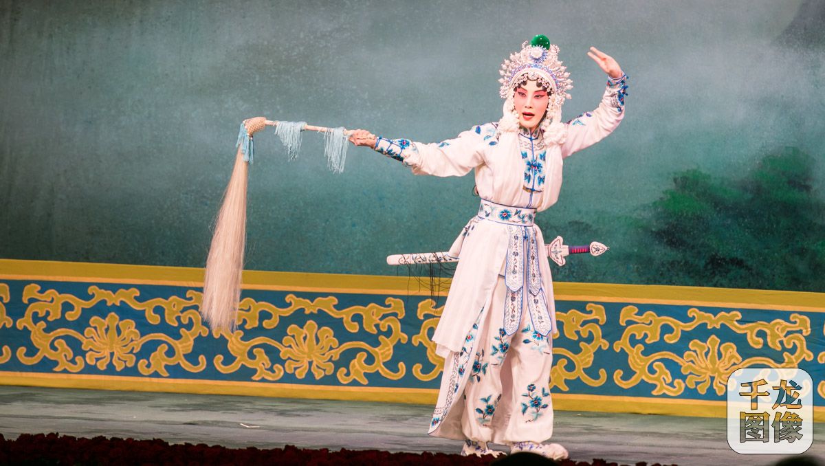 [千龙图像看北京]年龄最悬殊CP京剧艺术家演